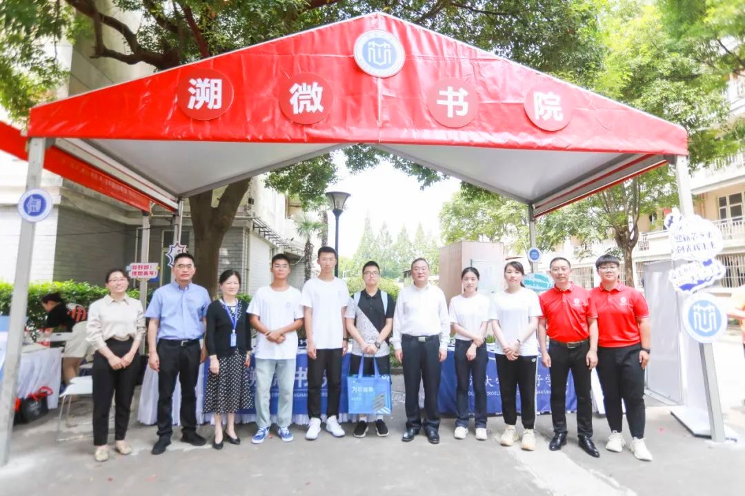 9280E4B28286BA27B74072DF98F_B57CF7AE_253D6