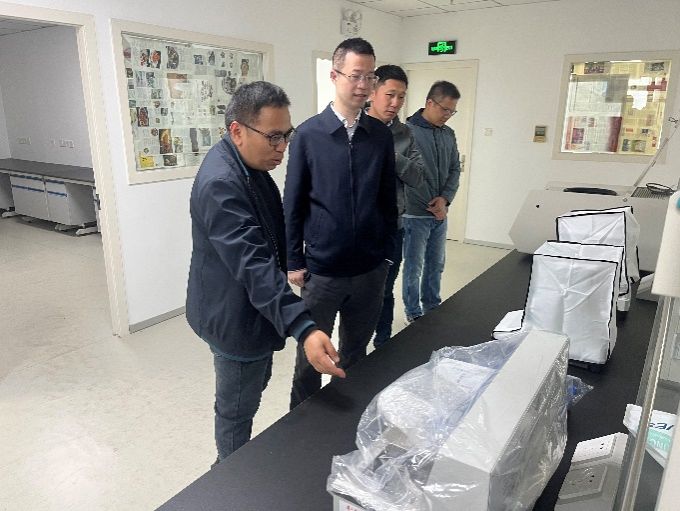 5BCAD885FC034733DE9AE7A6FCD_CA9CE012_F915