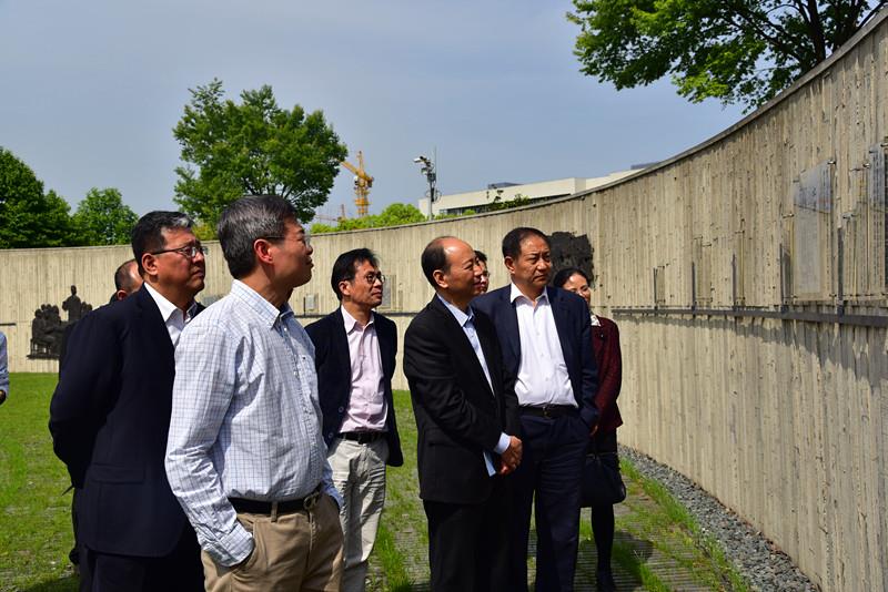 5B75DD1B4812449BCF198431D4B_AB75E2A7_13606.jpg?e=