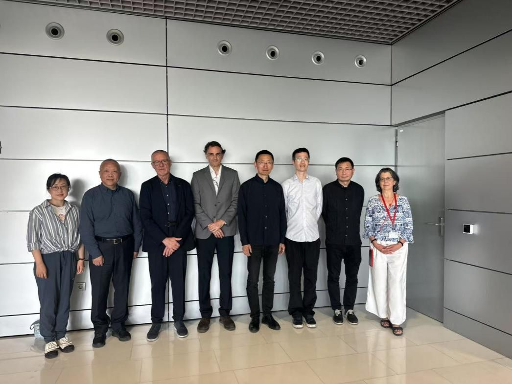 3048665F0F5719B5710CA01B39E_DE1F94FA_17E78