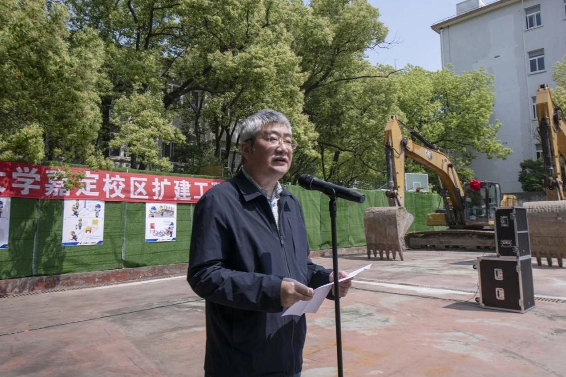 AA9EE250FFFD5217A7B35D3ABD1_255EB79F_276D3